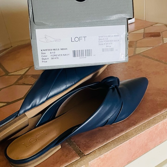 Ann Taylor Loft Knotted Mule Navy Blue Size 8 1/2 - Picture 5 of 5